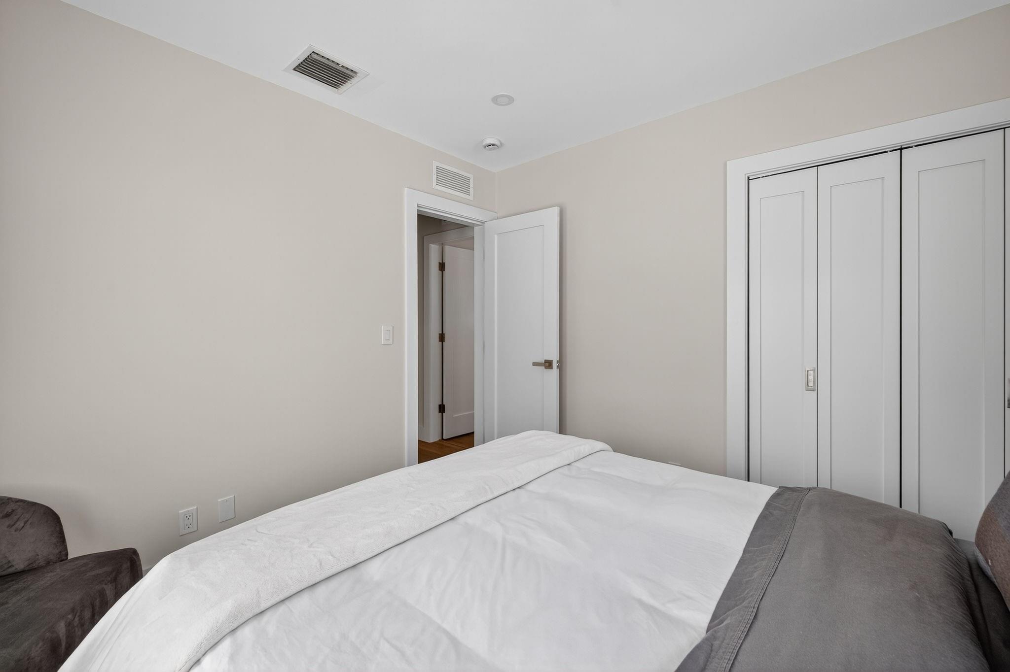 5950 NE 28th Ave Fort Lauderdale, FL 33308