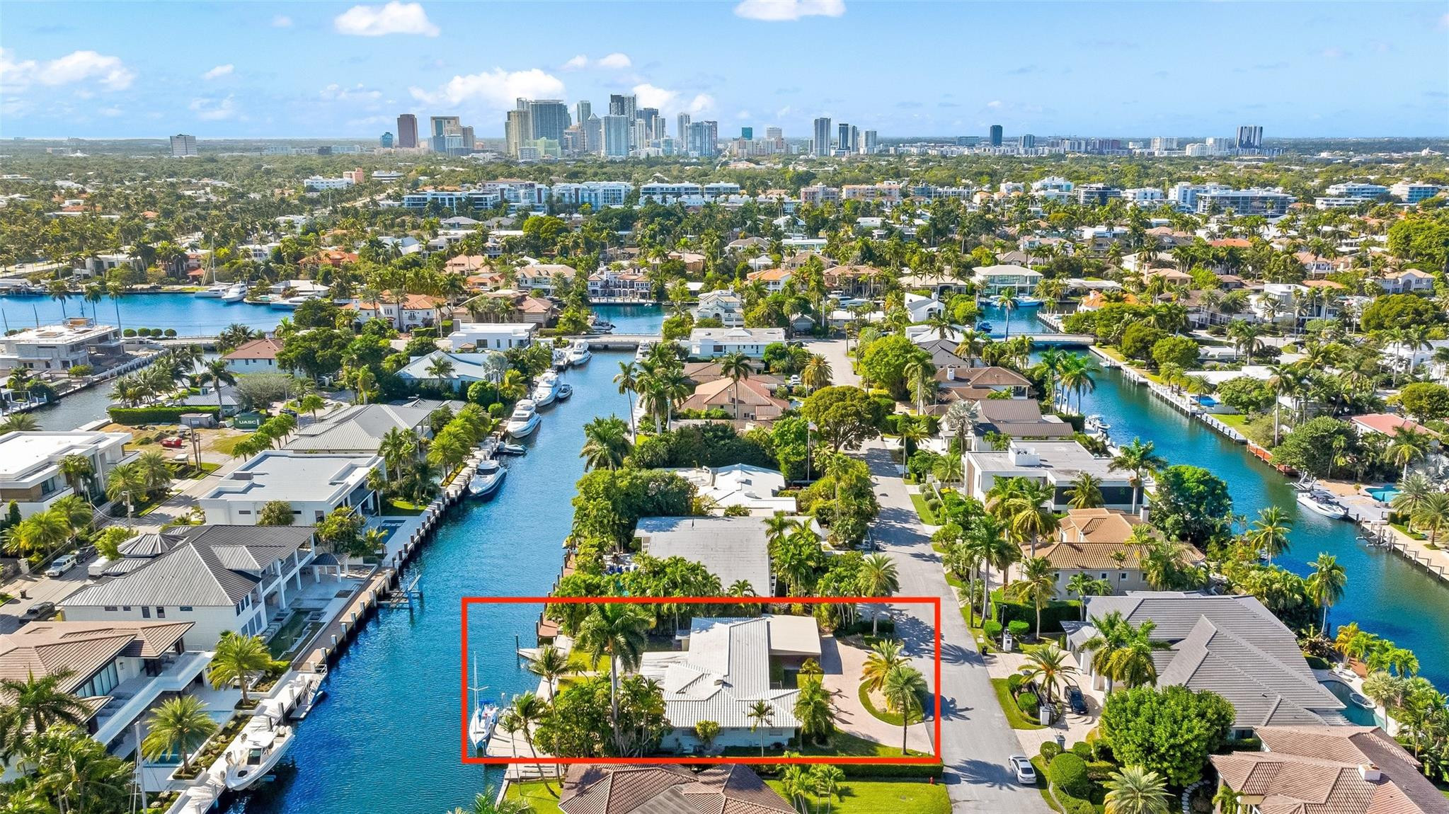 26 Pelican Dr Fort Lauderdale, FL 33301