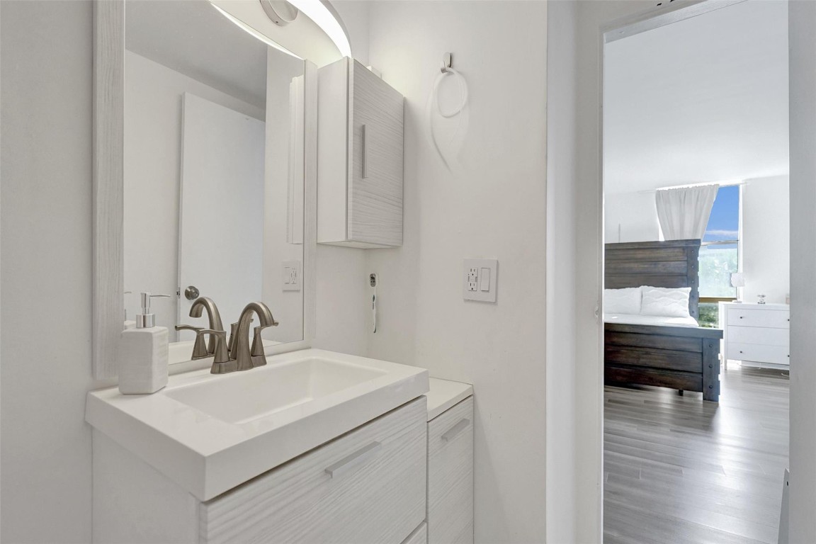 13499 Biscayne Blvd #610 North Miami, FL 33181