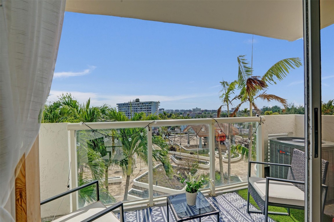 13499 Biscayne Blvd #610 North Miami, FL 33181