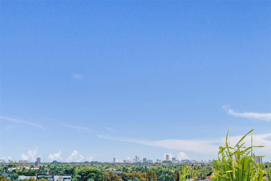 13499 Biscayne Blvd #610 North Miami, FL 33181