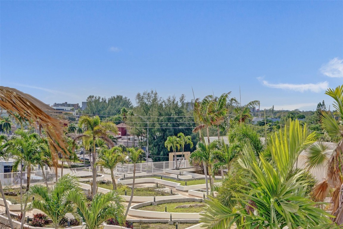 13499 Biscayne Blvd #610 North Miami, FL 33181