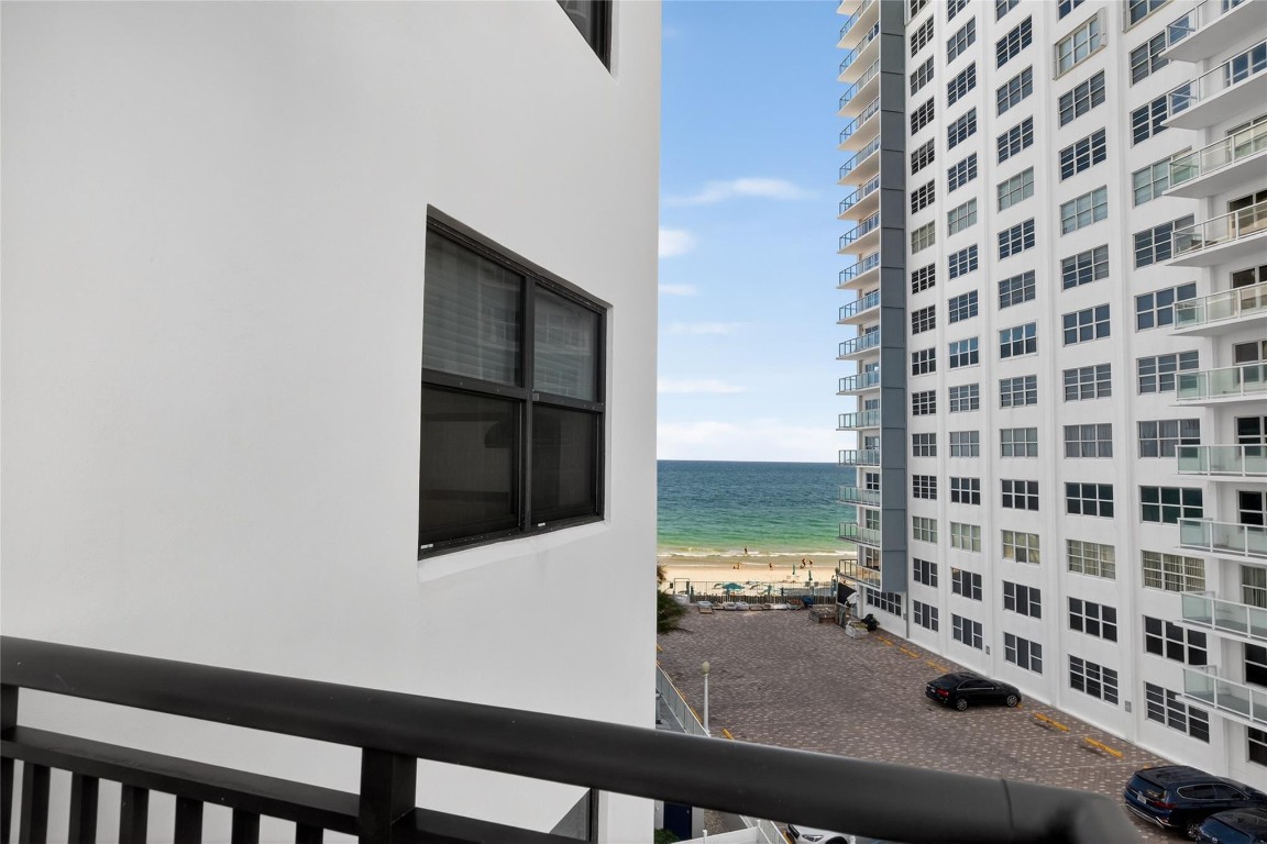 3800 Galt Ocean Dr #511 Fort Lauderdale, FL 33308