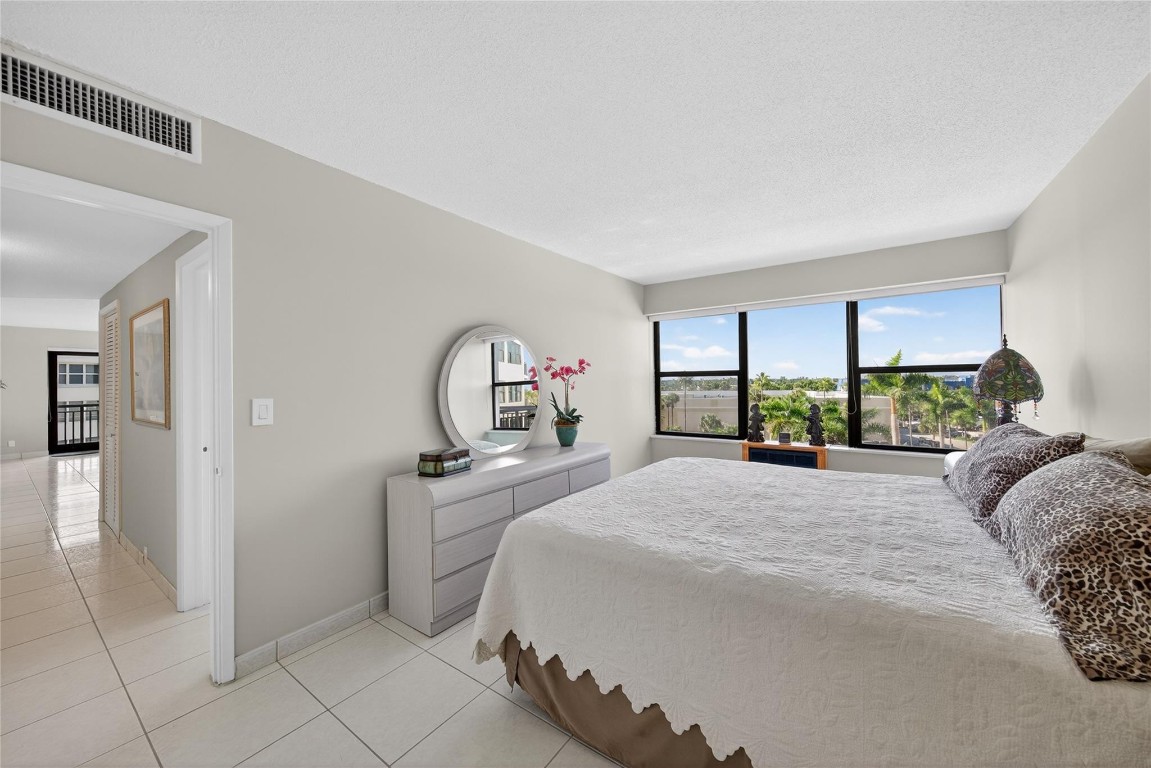 3800 Galt Ocean Dr #511 Fort Lauderdale, FL 33308