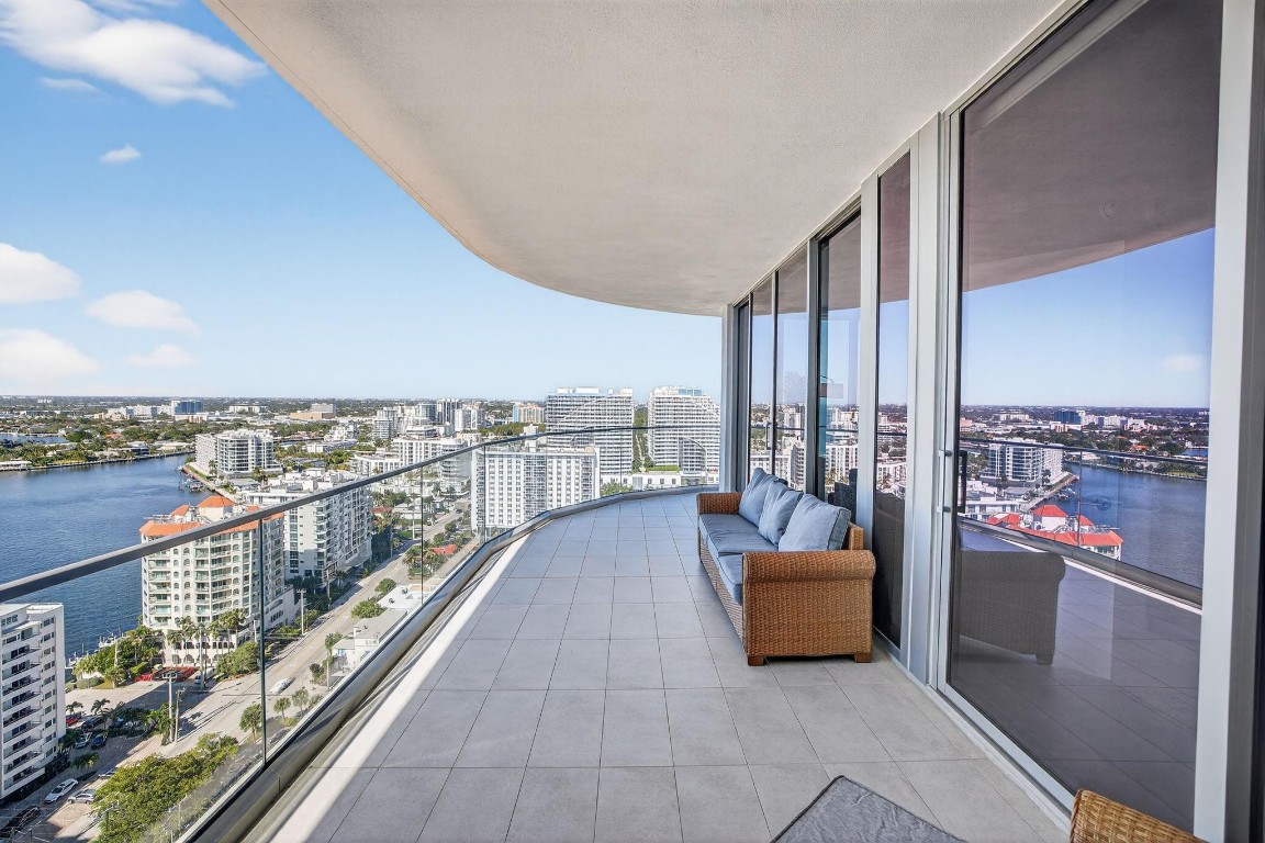 151 N Seabreeze #2103-E Fort Lauderdale, FL 33304