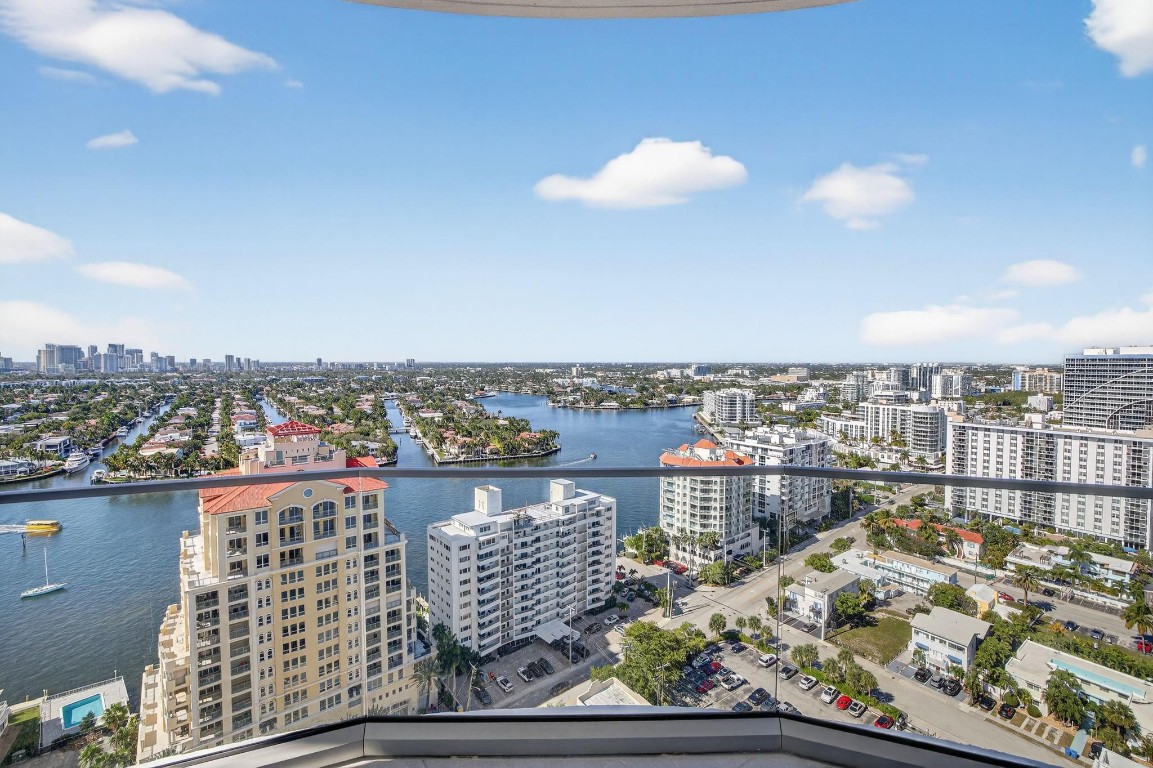 151 N Seabreeze #2103-E Fort Lauderdale, FL 33304