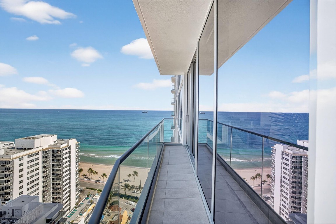 151 N Seabreeze #2103-E Fort Lauderdale, FL 33304