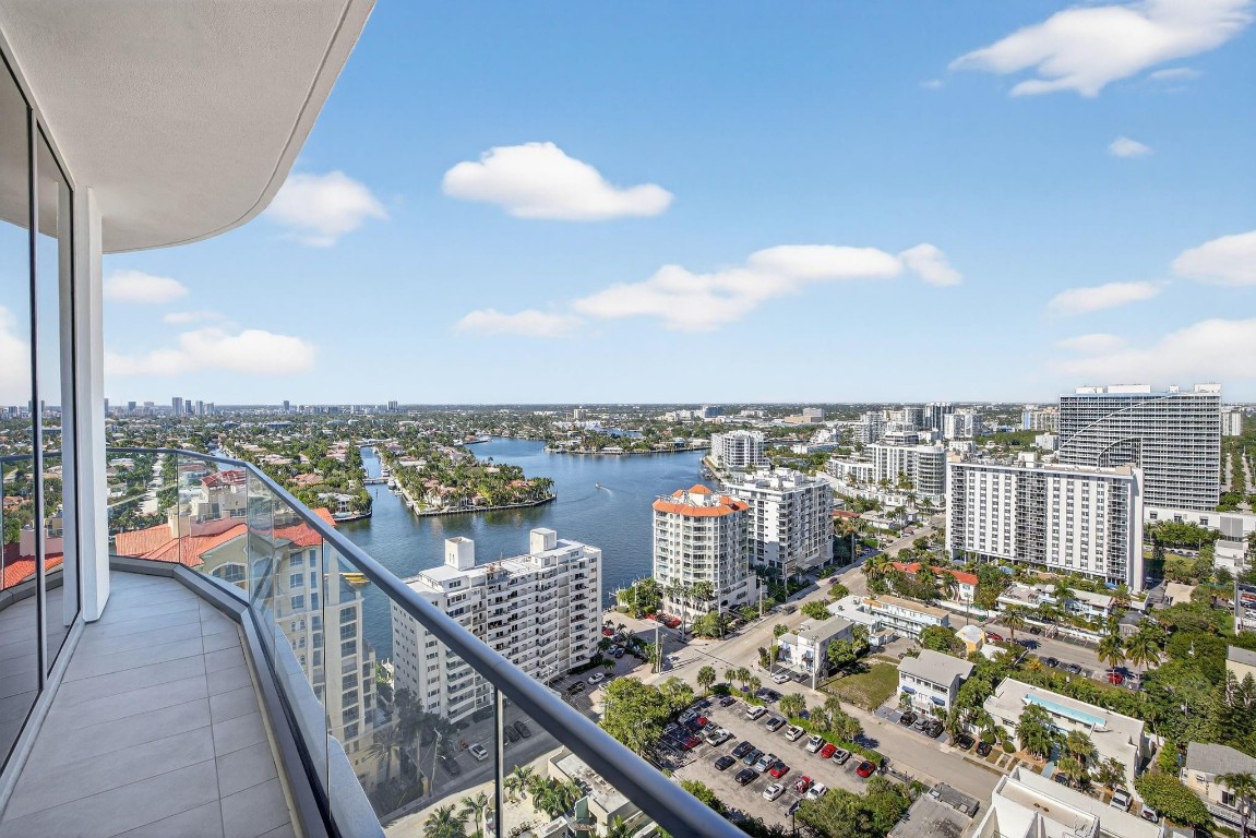 151 N Seabreeze #2103-E Fort Lauderdale, FL 33304