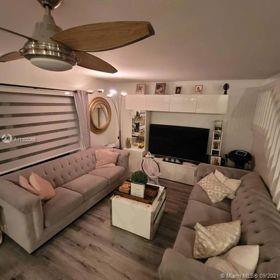 9335 NW 45th St #9335 Sunrise, FL 33351