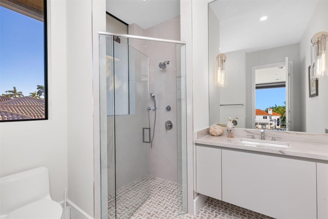 100 Royal Palm Dr Fort Lauderdale, FL 33301