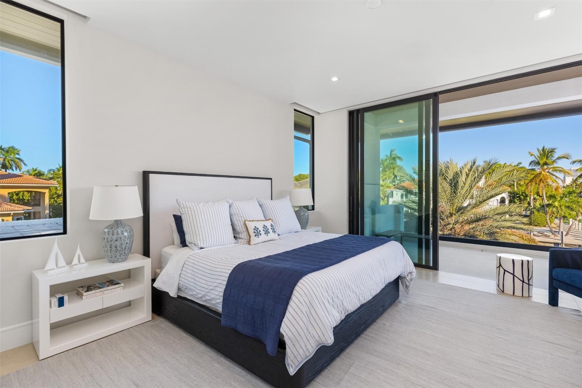 100 Royal Palm Dr Fort Lauderdale, FL 33301