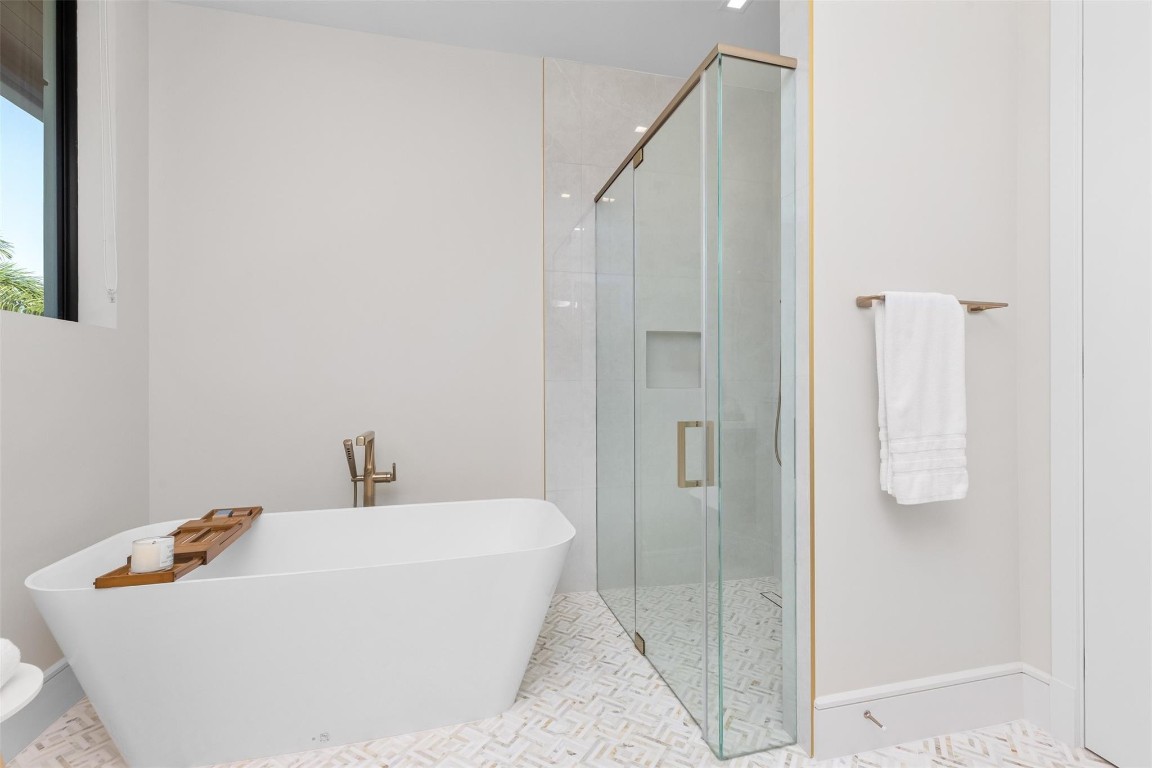 100 Royal Palm Dr Fort Lauderdale, FL 33301