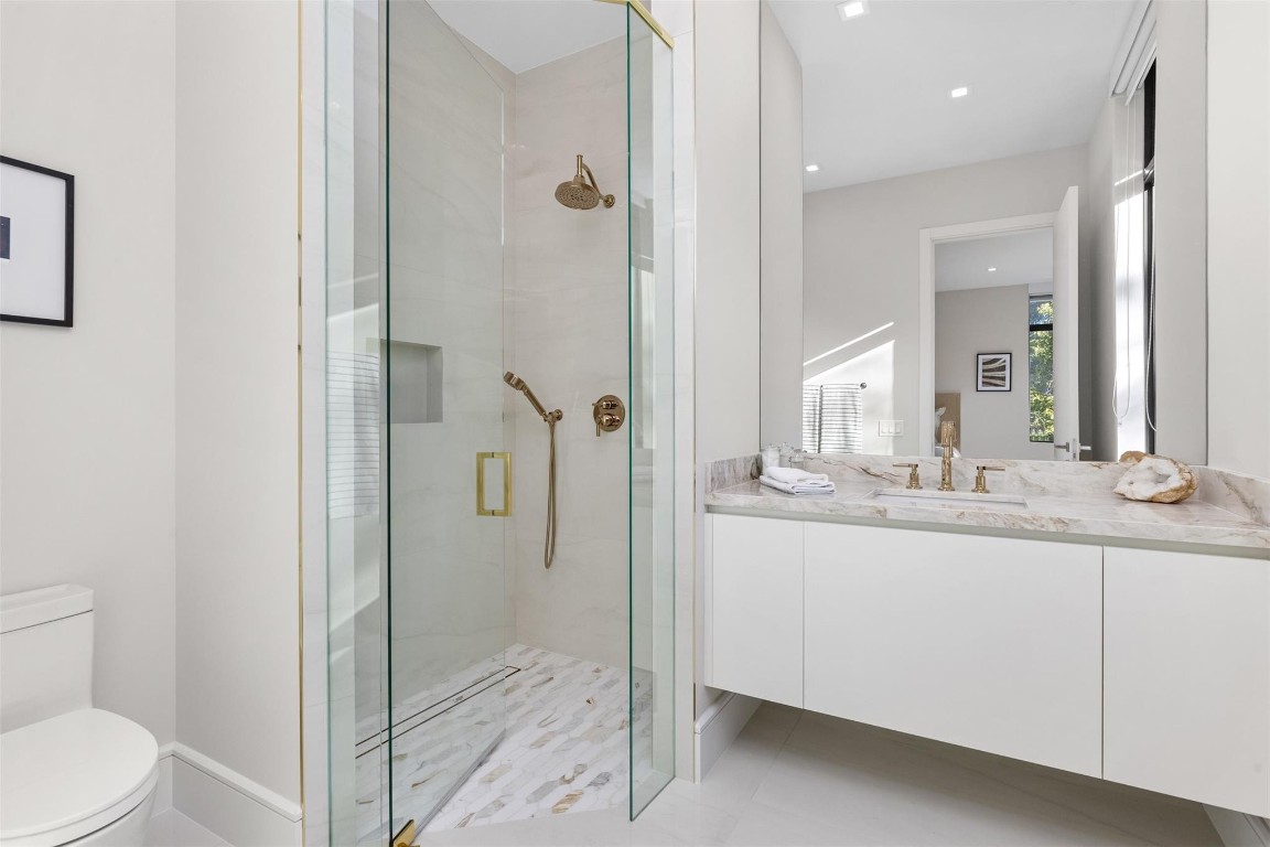 100 Royal Palm Dr Fort Lauderdale, FL 33301