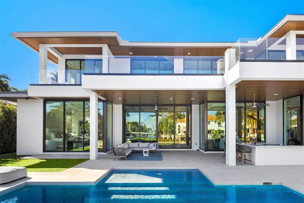 100 Royal Palm Dr Fort Lauderdale, FL 33301