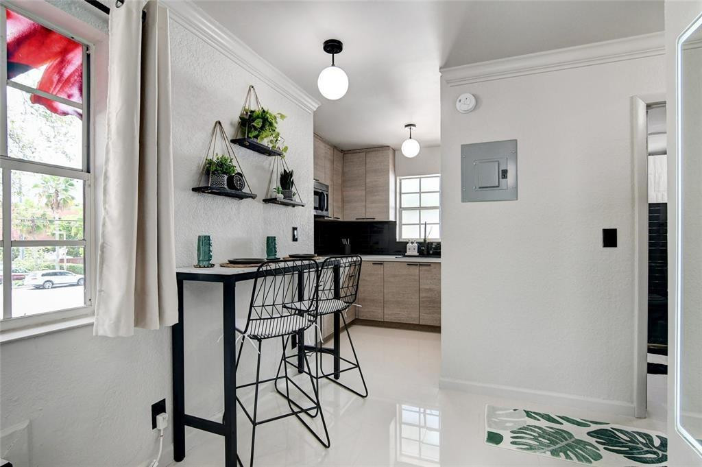 1007 SE 2nd Fort Lauderdale, FL 33301