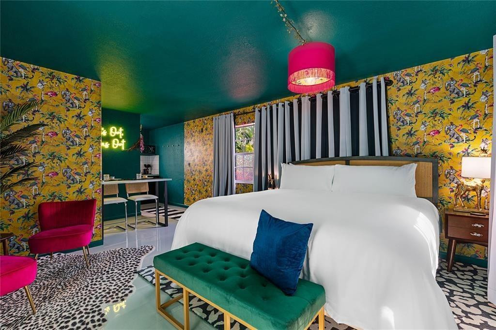 1007 SE 2nd Fort Lauderdale, FL 33301