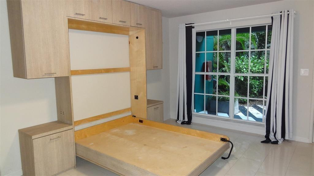 1007 SE 2nd Fort Lauderdale, FL 33301