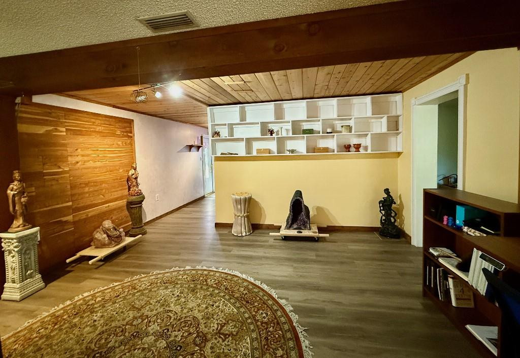 2048 SW 28th Fort Lauderdale, FL 33312