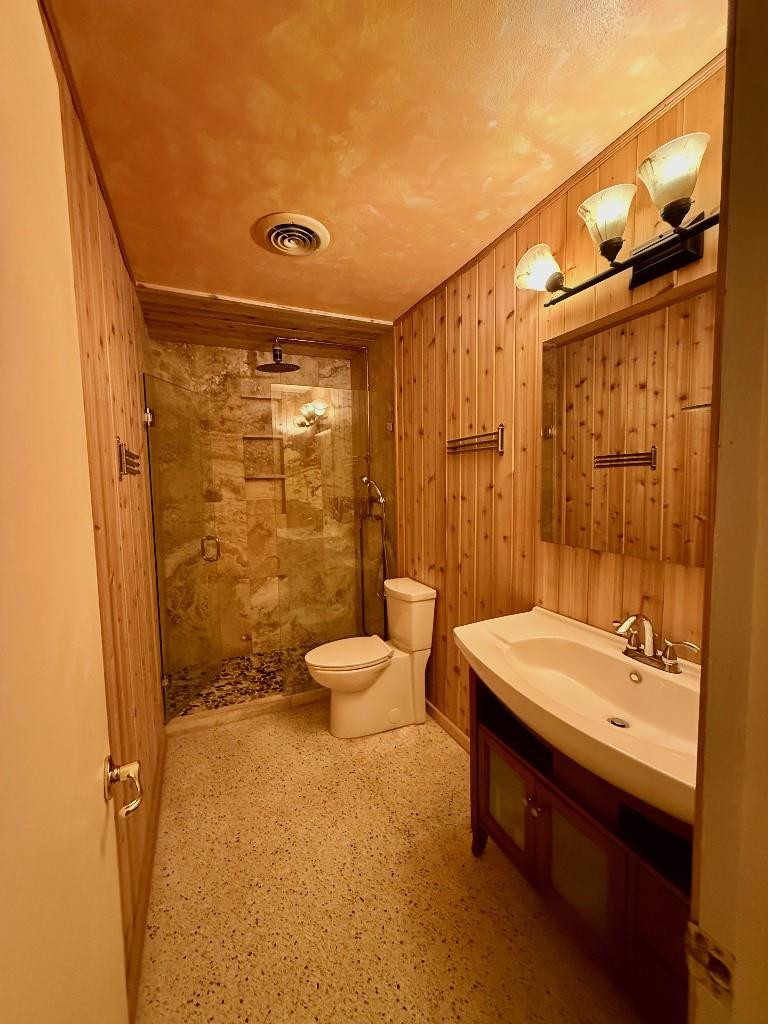 2048 SW 28th Fort Lauderdale, FL 33312