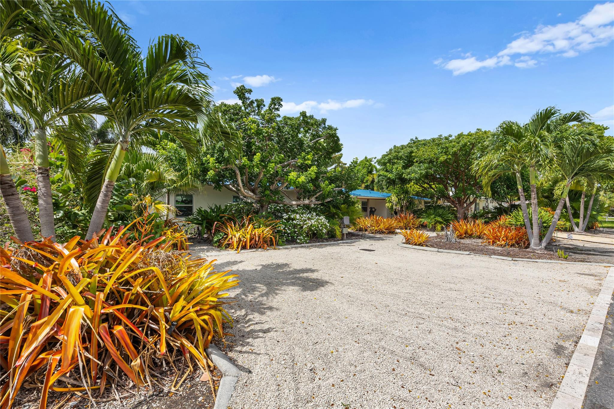 2520 Yacht Clb Fort Lauderdale, FL 33304