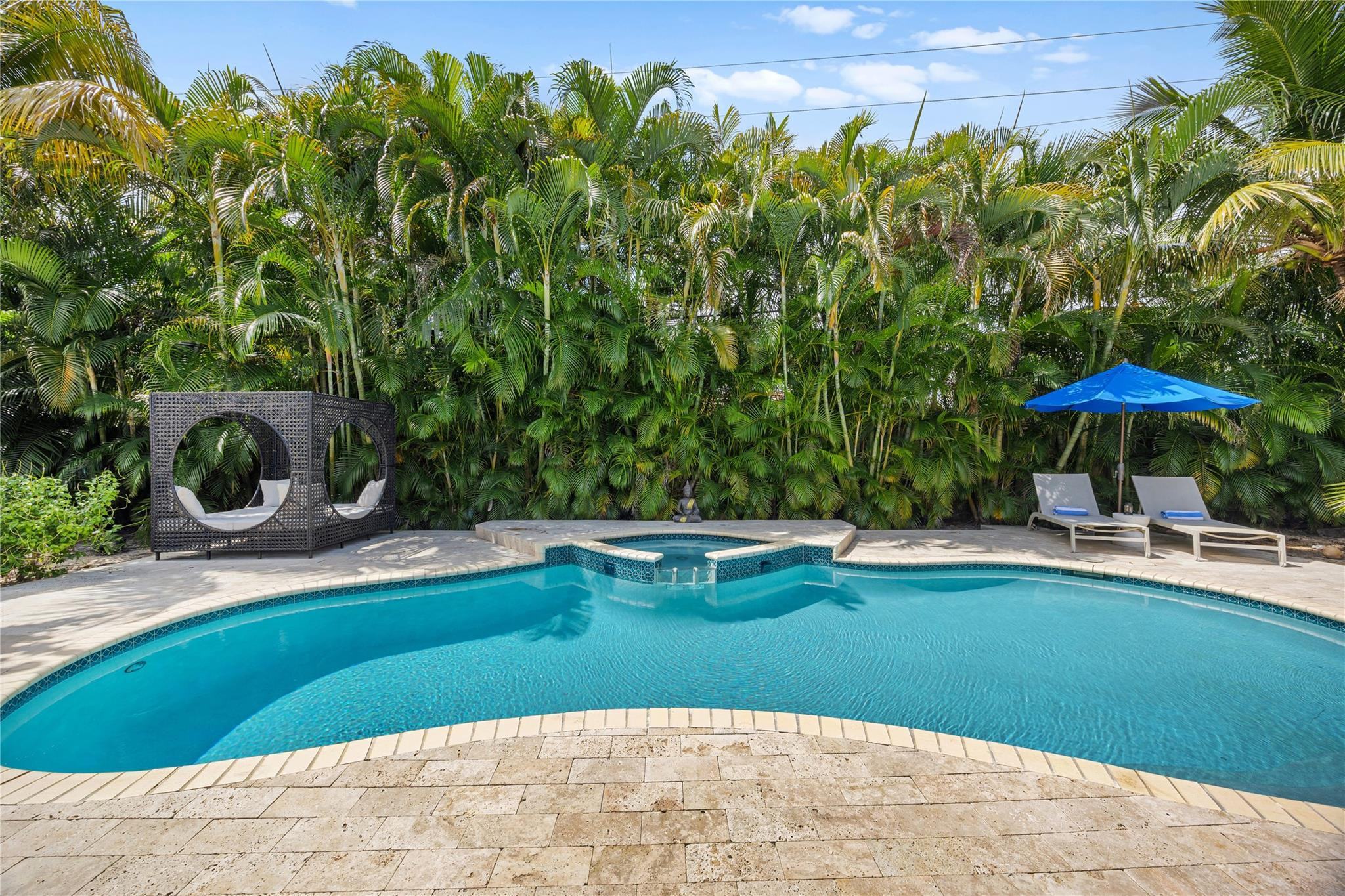 2520 Yacht Clb Fort Lauderdale, FL 33304