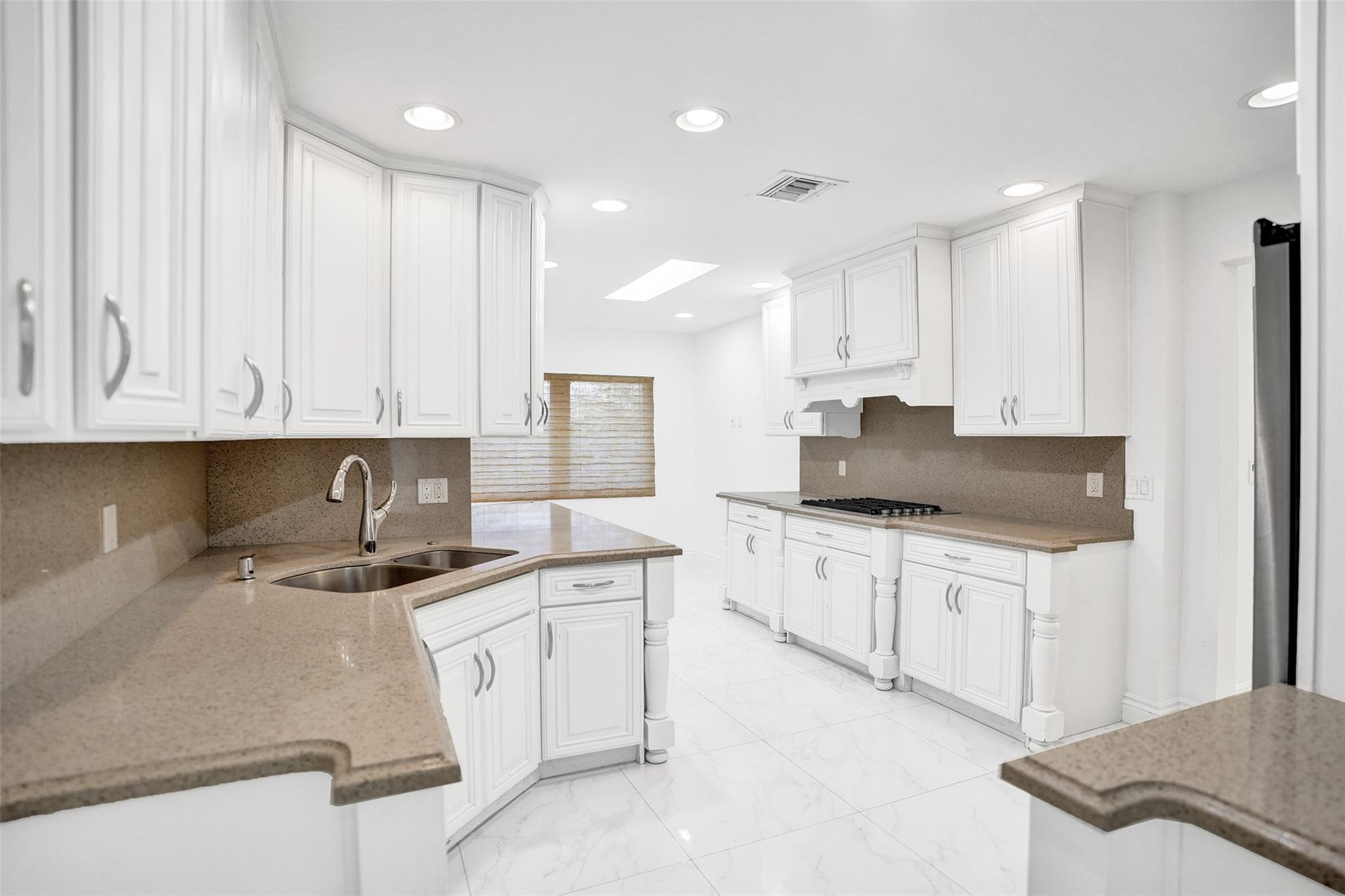 26 Cayuga Sea Ranch Lakes, FL 33308