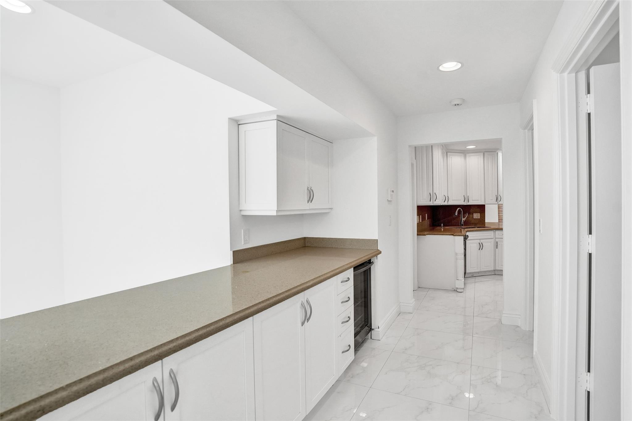 26 Cayuga Sea Ranch Lakes, FL 33308