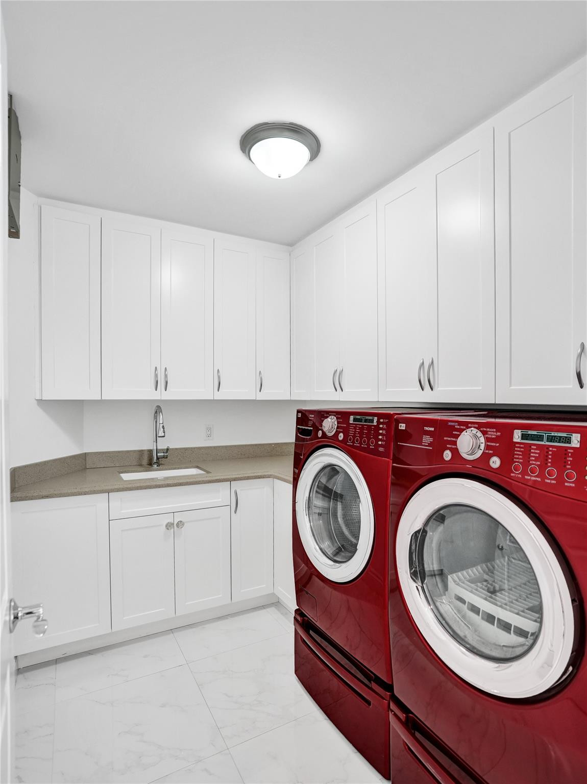 26 Cayuga Sea Ranch Lakes, FL 33308