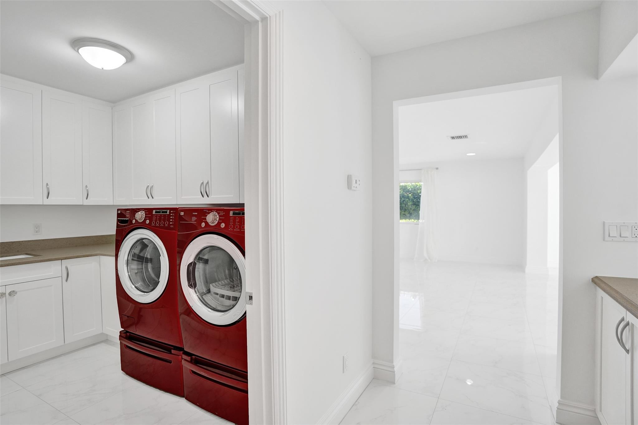 26 Cayuga Sea Ranch Lakes, FL 33308