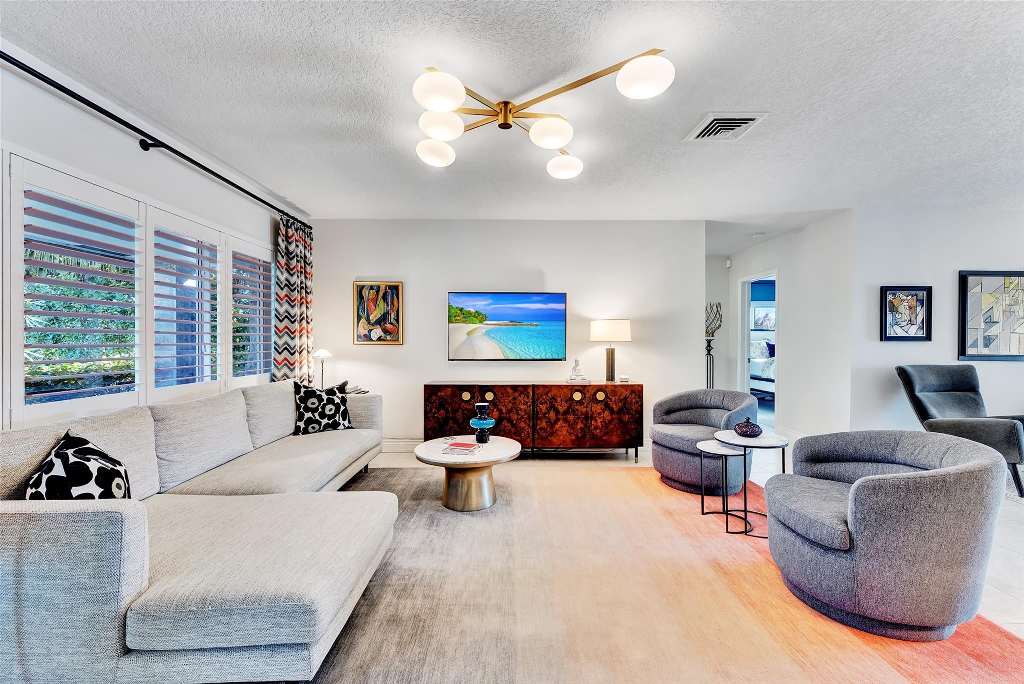 2116 NE 25th Wilton Manors, FL 33305