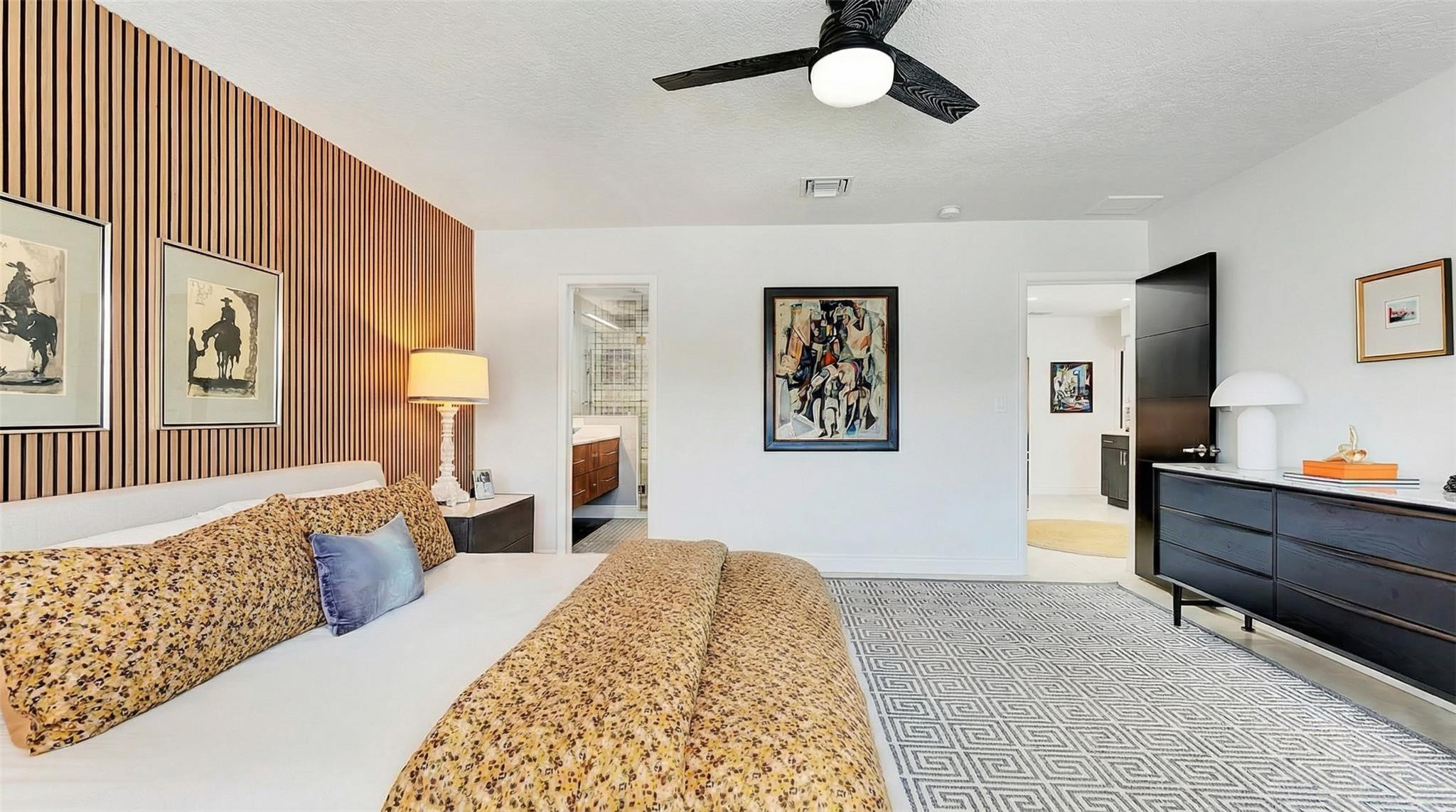 2116 NE 25th Wilton Manors, FL 33305