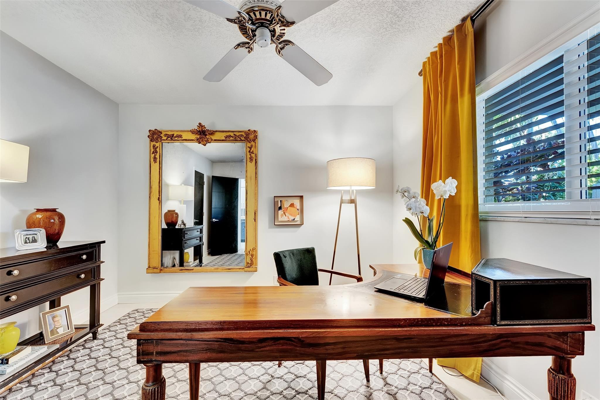 2116 NE 25th Wilton Manors, FL 33305