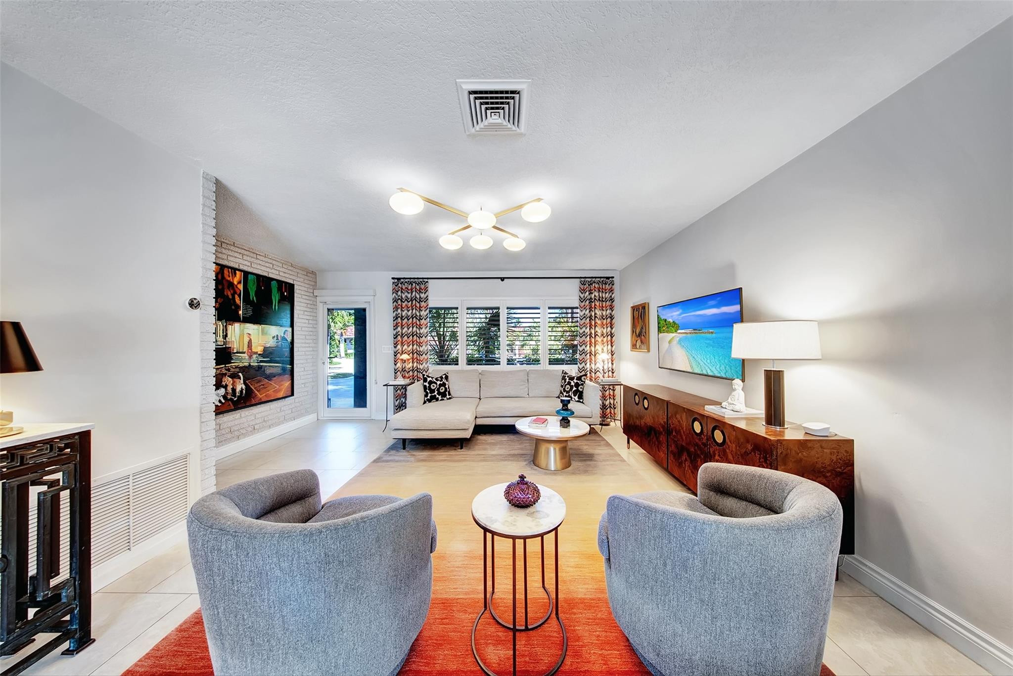 2116 NE 25th Wilton Manors, FL 33305