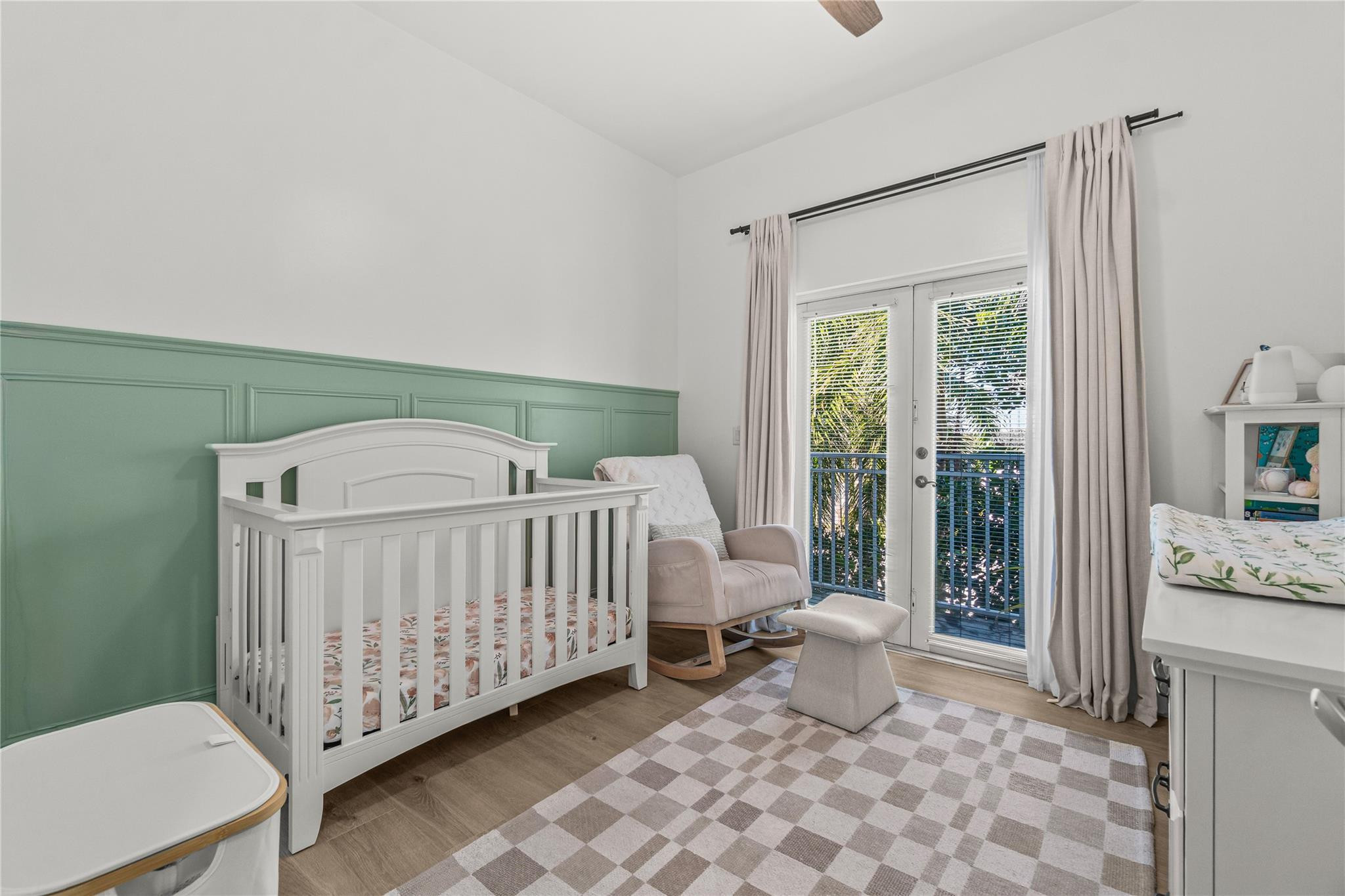 2381 Vintage Lighthouse Point, FL 33064