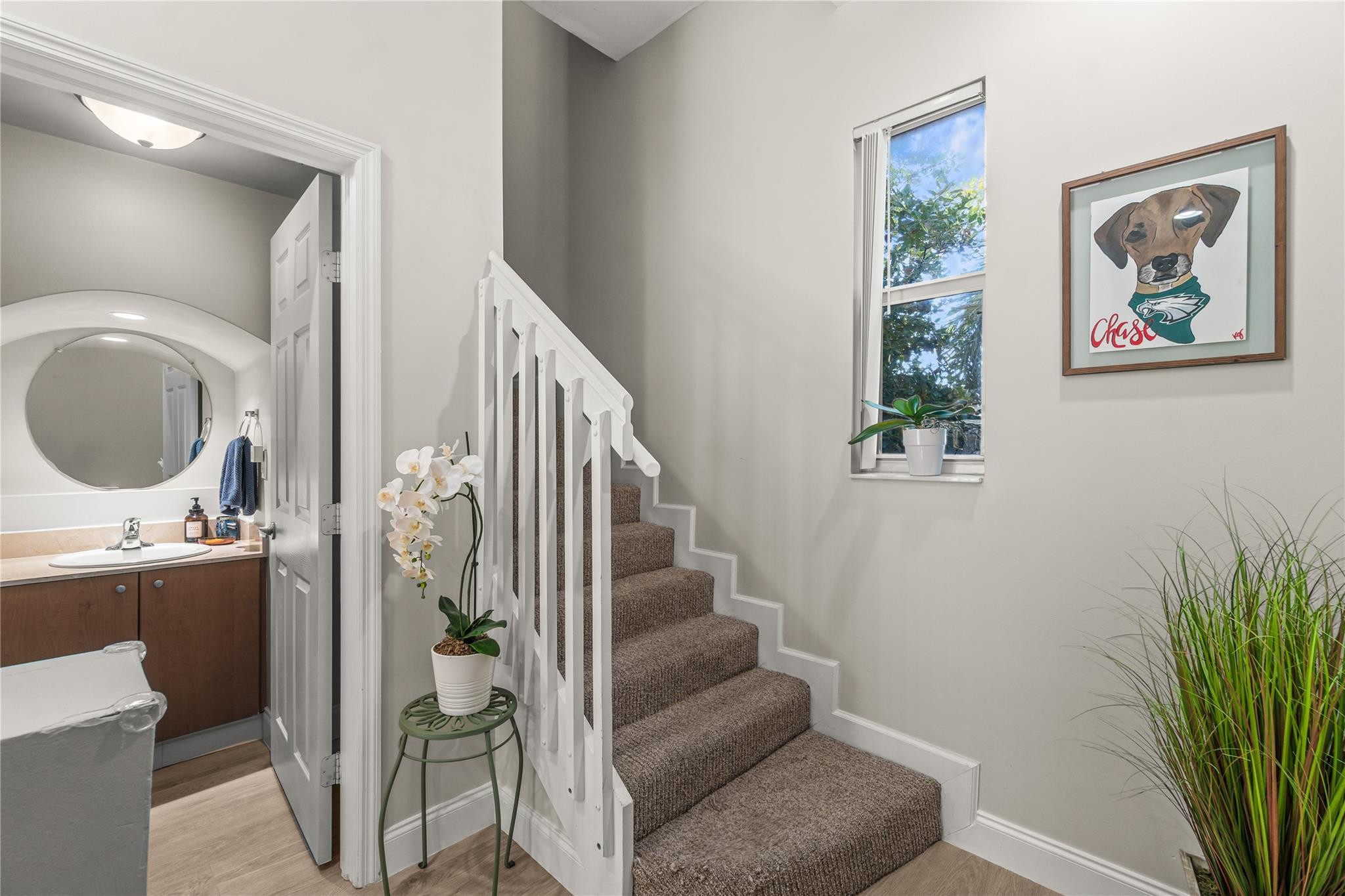 2381 Vintage Lighthouse Point, FL 33064