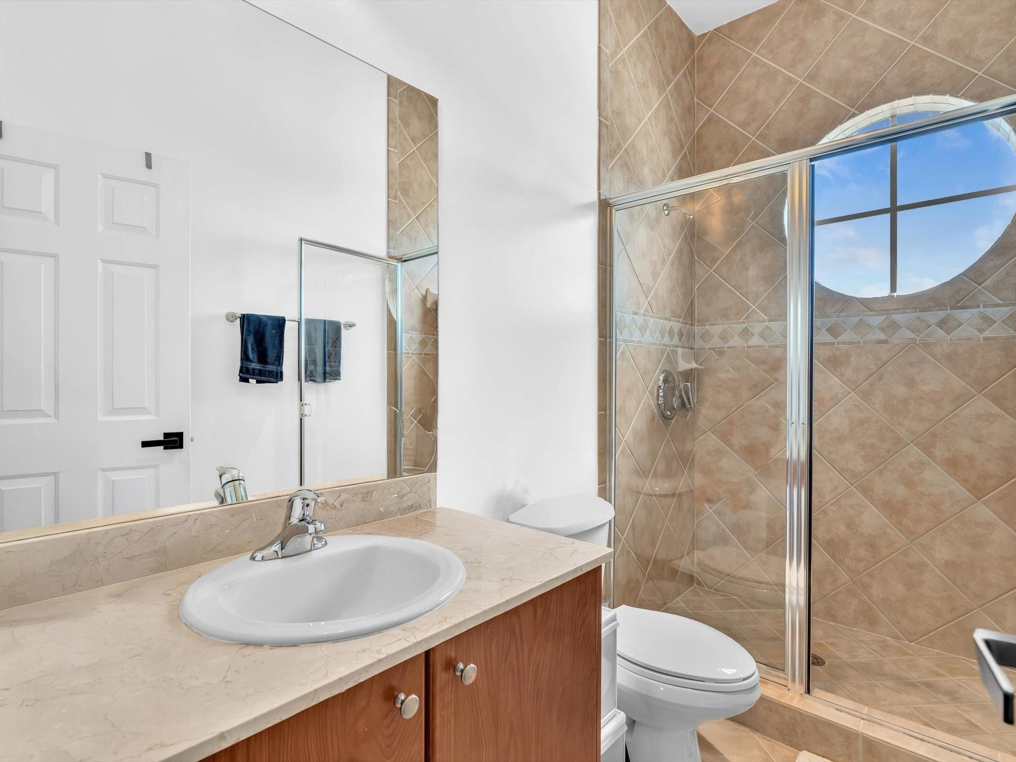 2329 Vintage Lighthouse Point, FL 33064