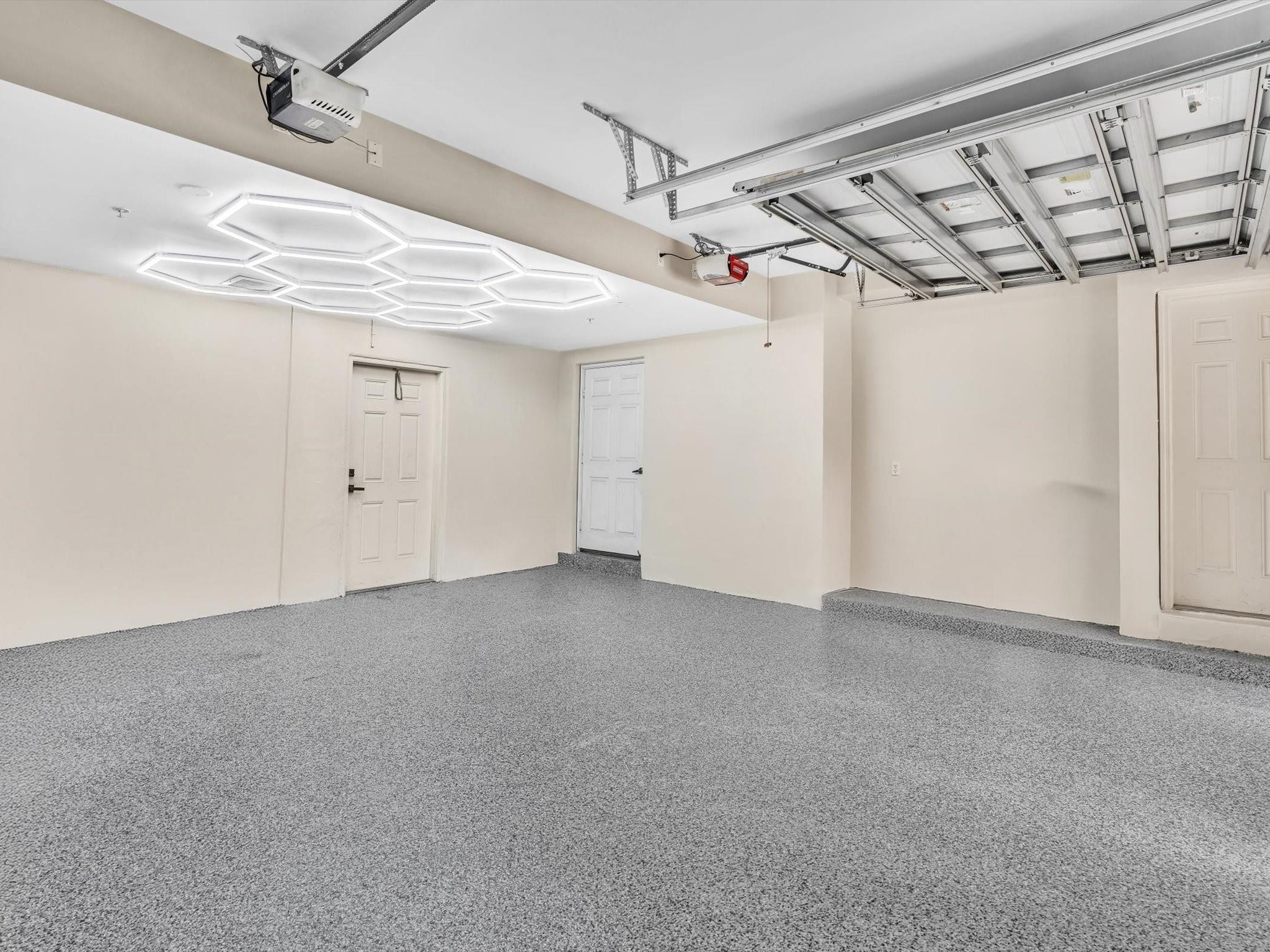 2329 Vintage Lighthouse Point, FL 33064