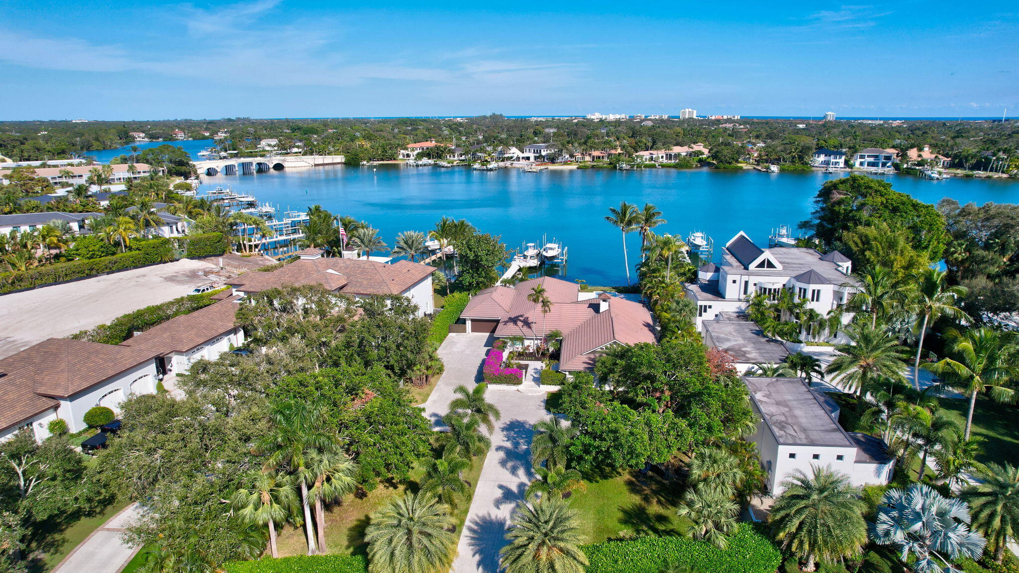 18896 Point Tequesta, FL 33469