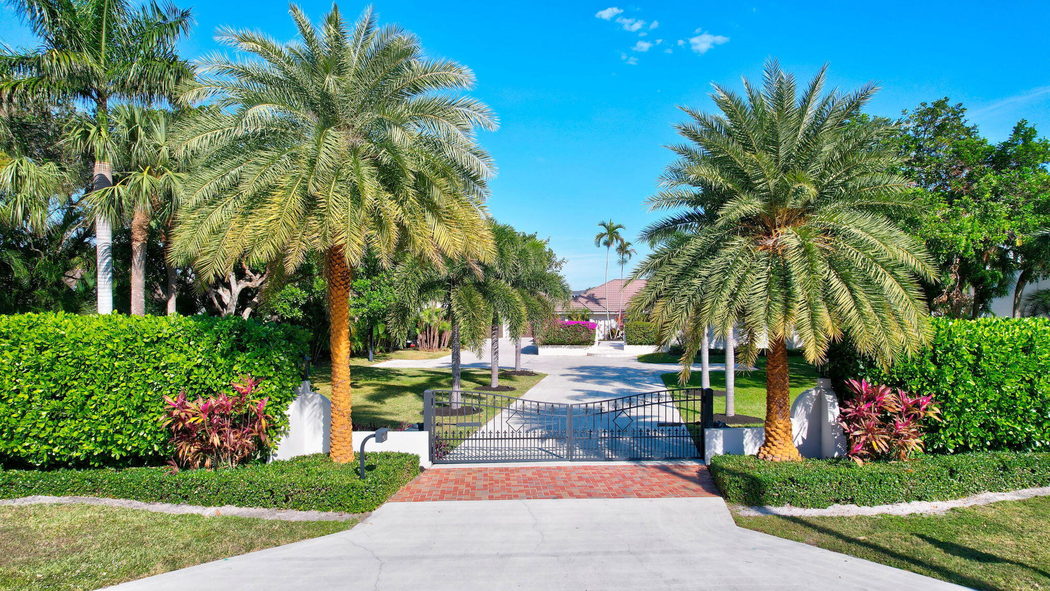 18896 Point Tequesta, FL 33469