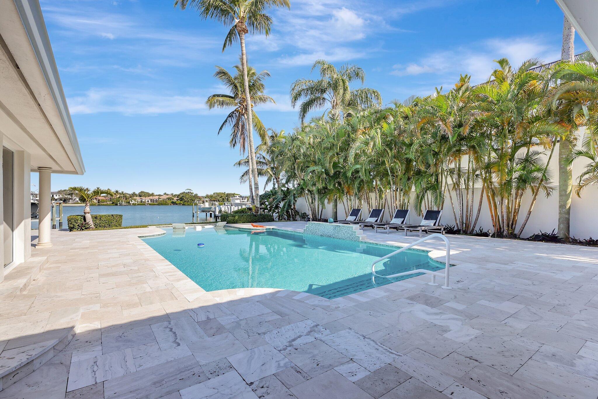 18896 Point Tequesta, FL 33469