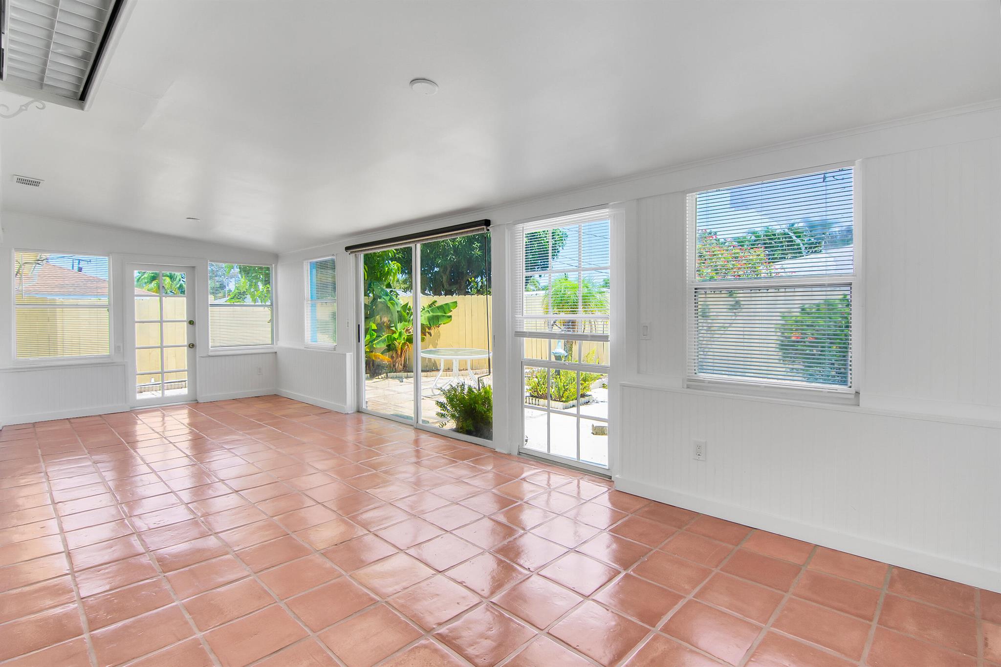 360 Saturn Ave Tequesta, FL 33469