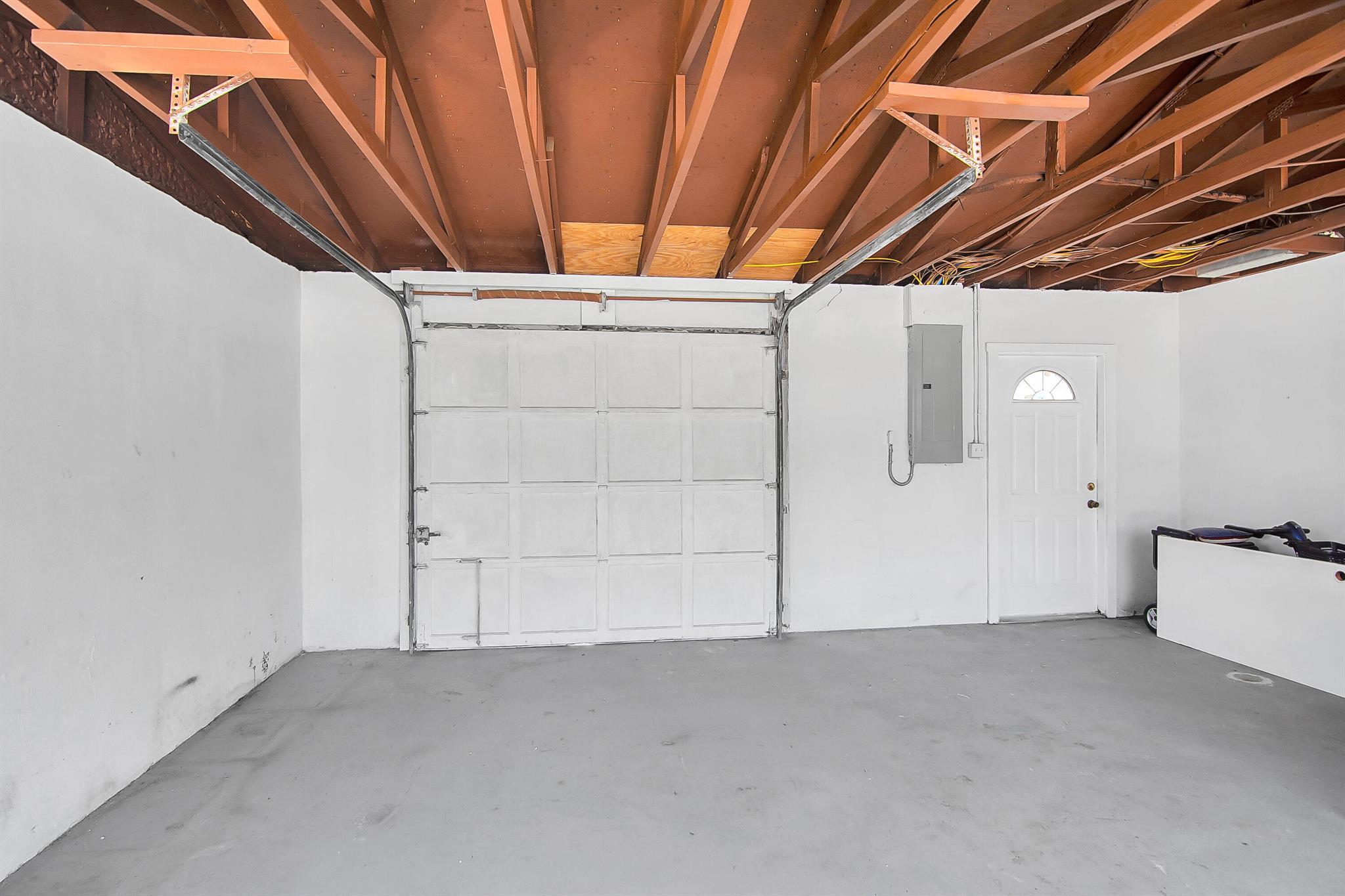 360 Saturn Ave Tequesta, FL 33469