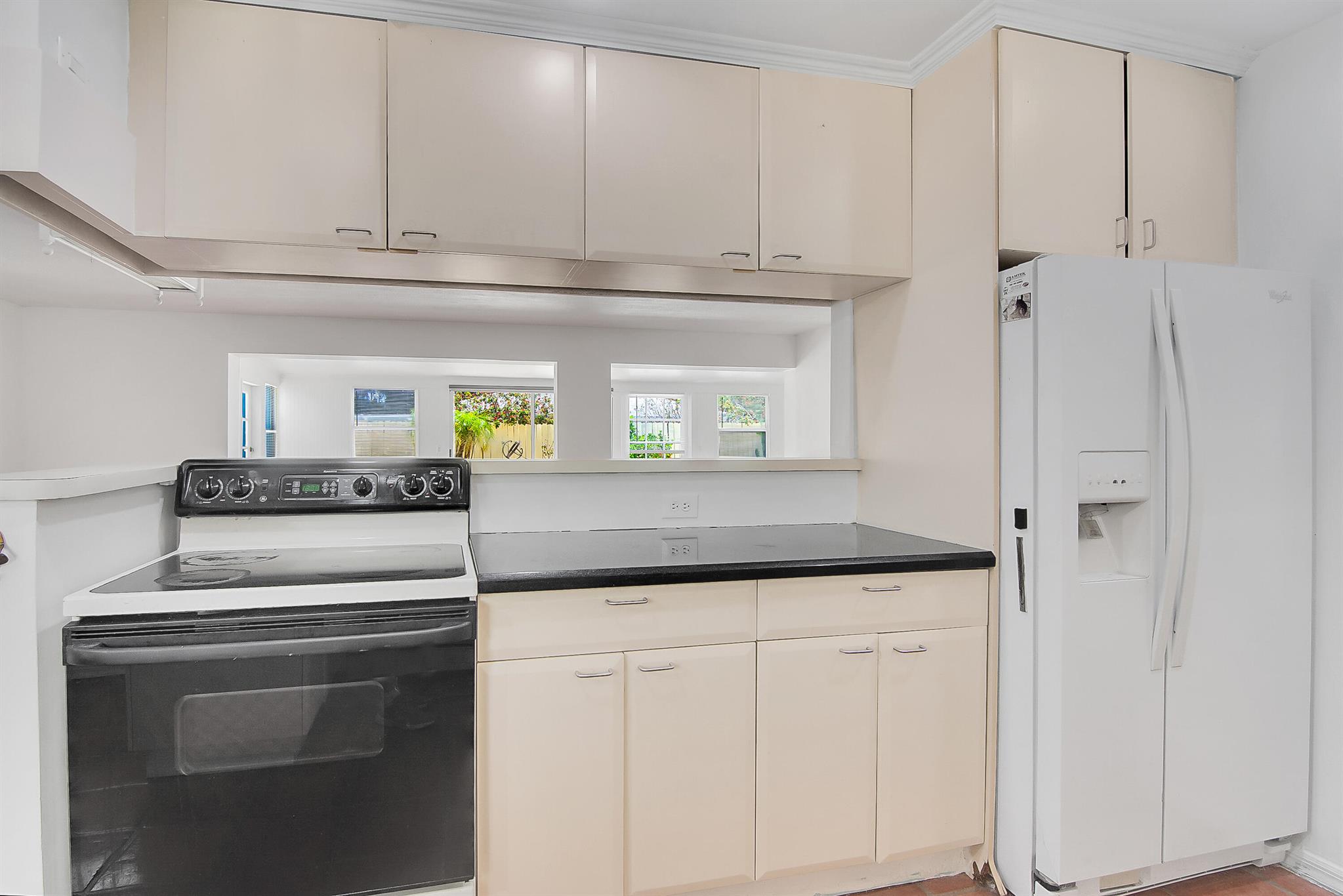 360 Saturn Ave Tequesta, FL 33469