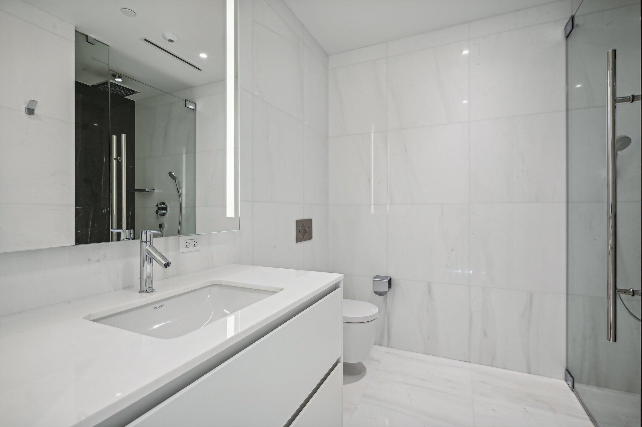 image Aston Martin Residences15