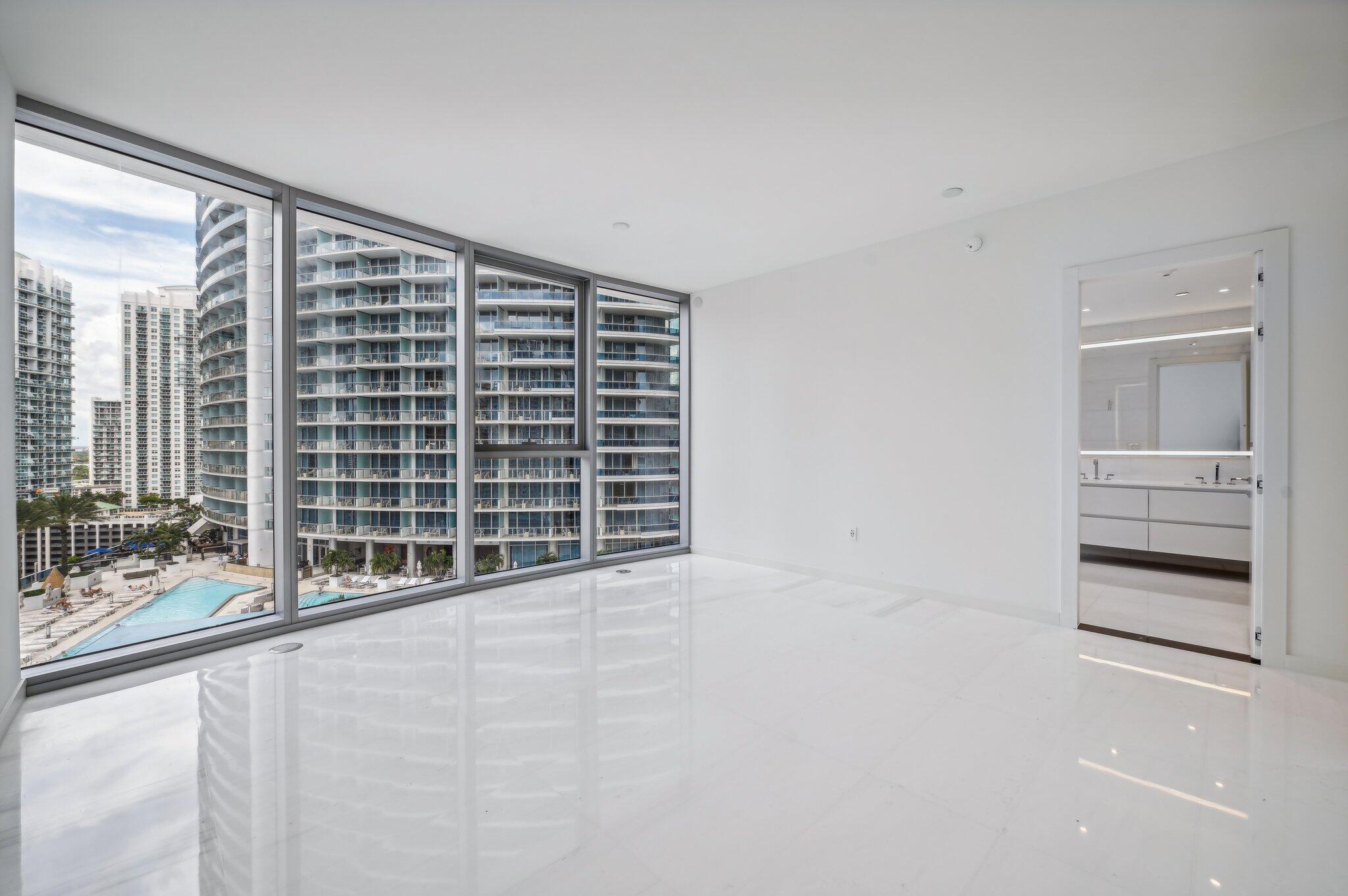 image Aston Martin Residences17