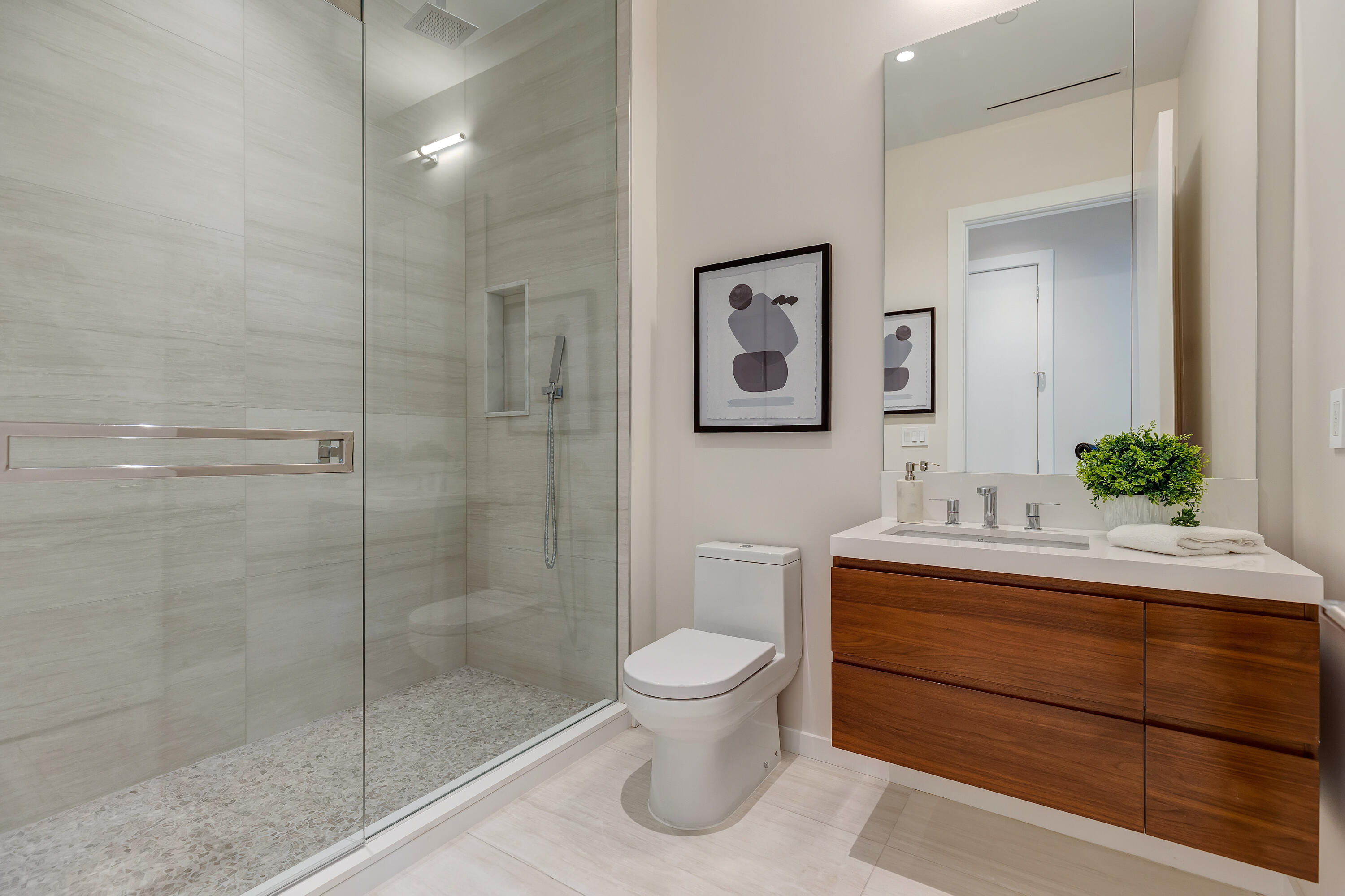 200 SE Mizner #106 Boca Raton, FL 33432