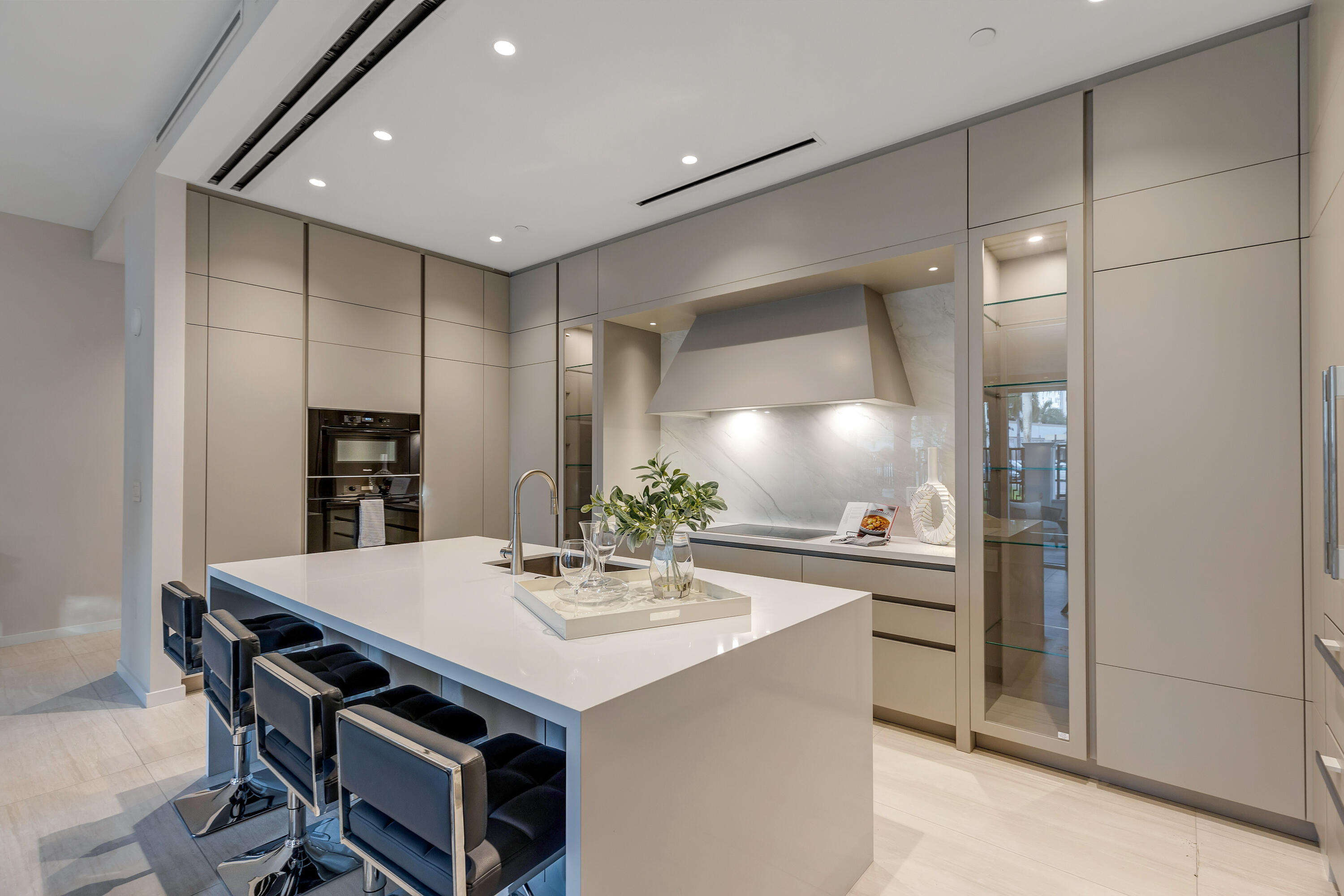 200 SE Mizner #106 Boca Raton, FL 33432