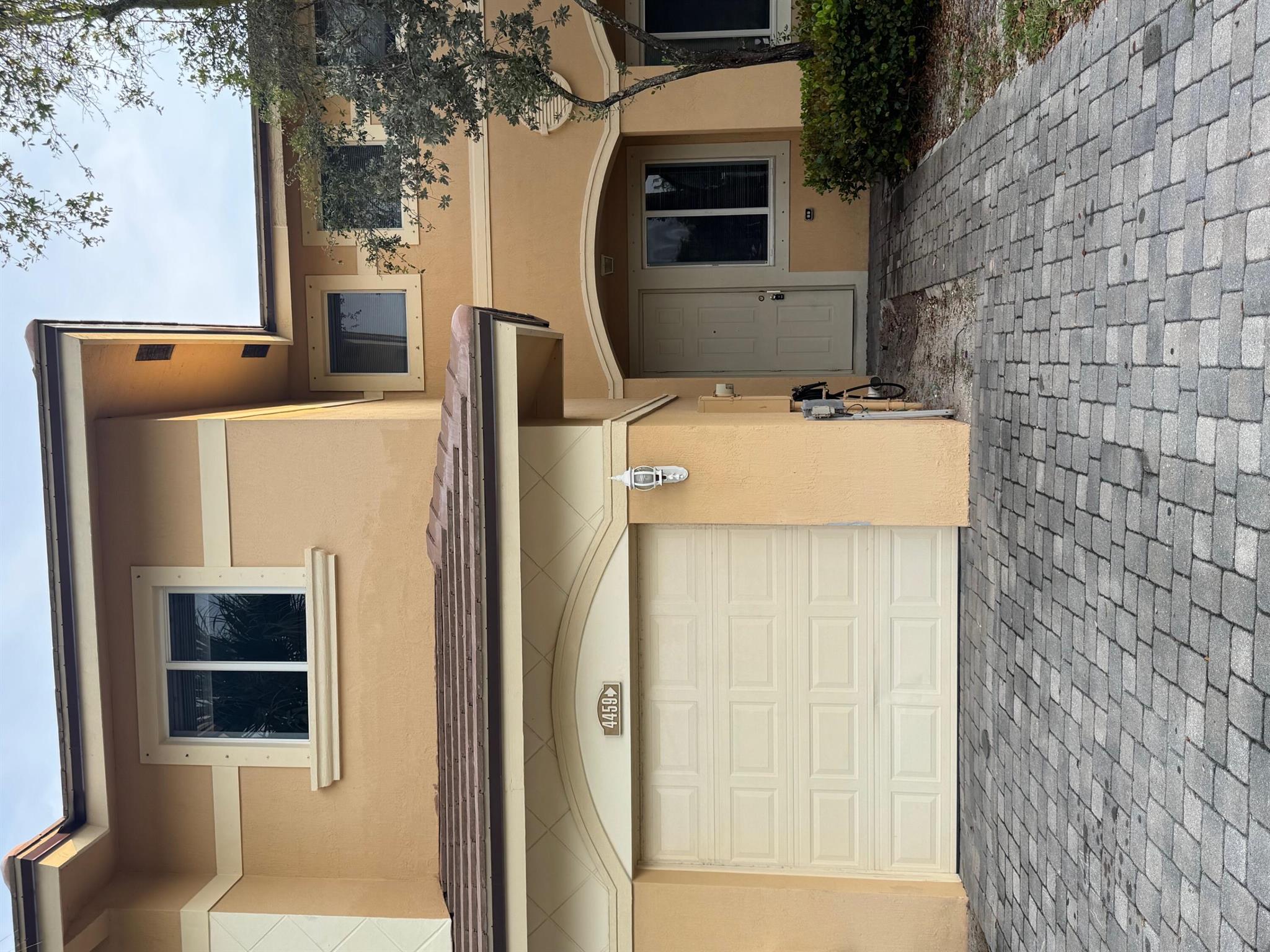 4459 Cotswold Hls Dr