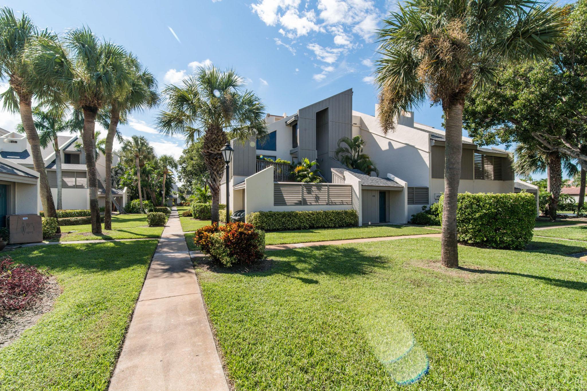 1605 S Us Hwy 1 #Sl3f