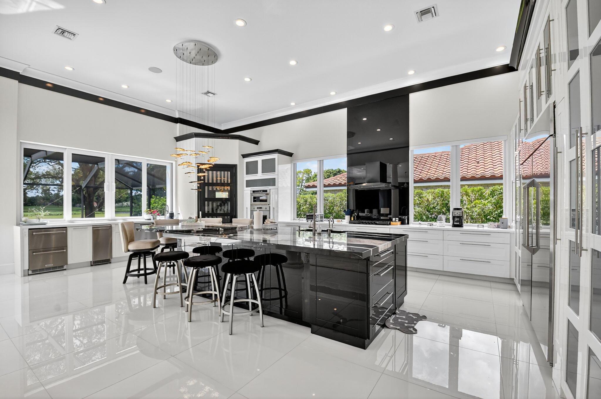 11938 N Lake Dr Boynton Beach, FL 33436